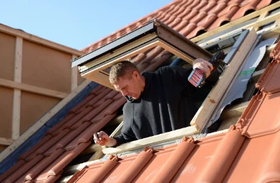 Pose de fenêtres de toit Velux à Lestanville